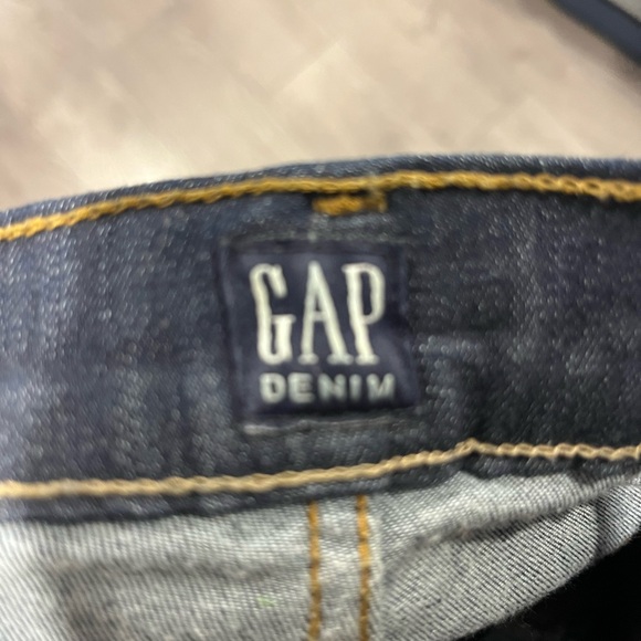 Women’s skinny jeans. Gap size 6 - Tall - Picture 2 of 5